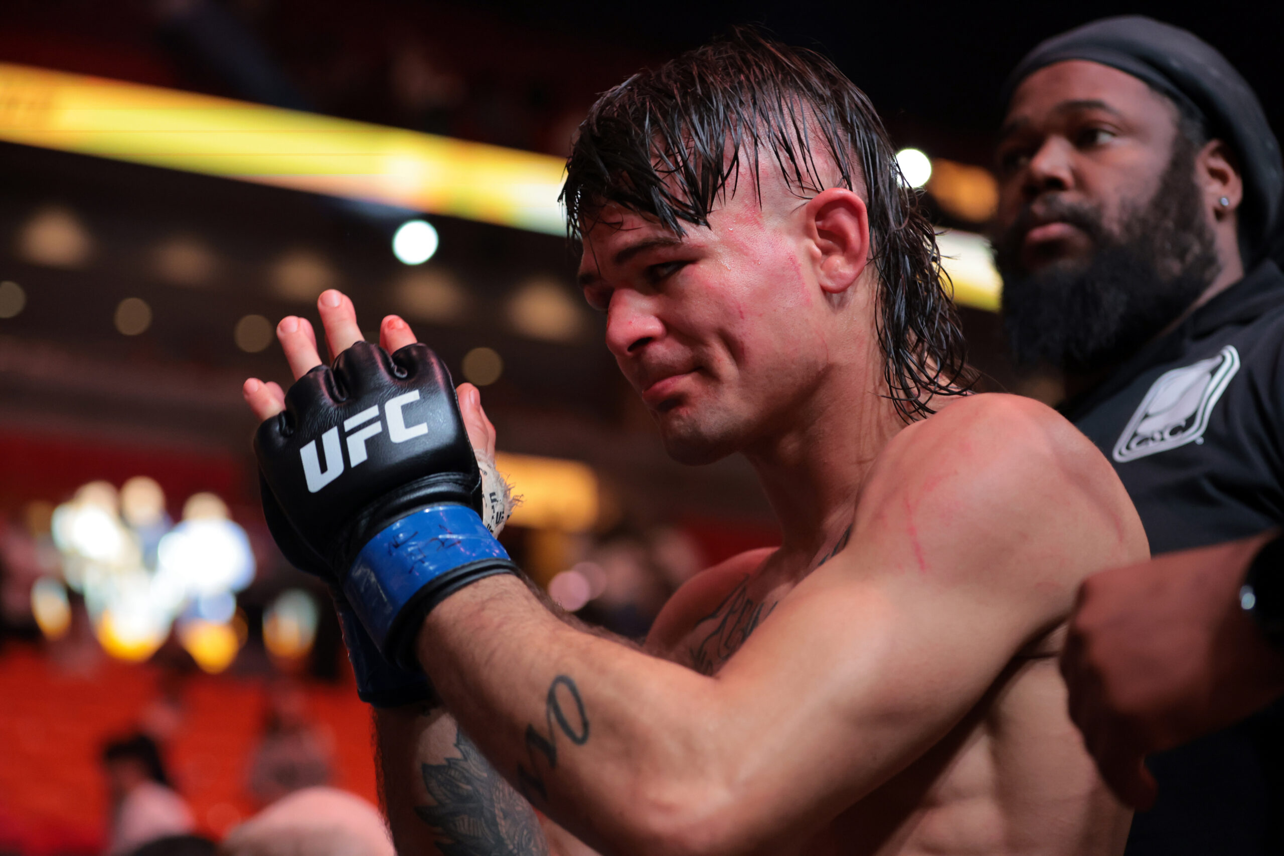 UFC 325前瞻:沃克 vs 洛佩斯二番战,赔率深度解析与投注指南 UFC 325前瞻:沃克 vs 洛佩斯二番战,赔率深度解析与投注指南