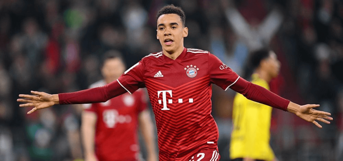 穆西亚拉伤愈归来,拜仁冲击德甲新纪录 穆西亚拉伤愈归来,拜仁冲击德甲新纪录